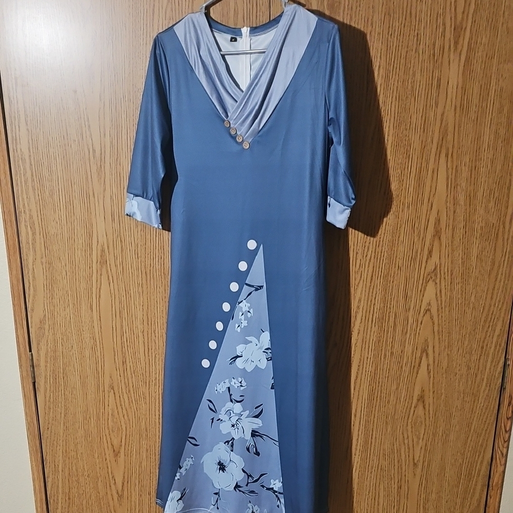 Elegant Blue Floral Dress
